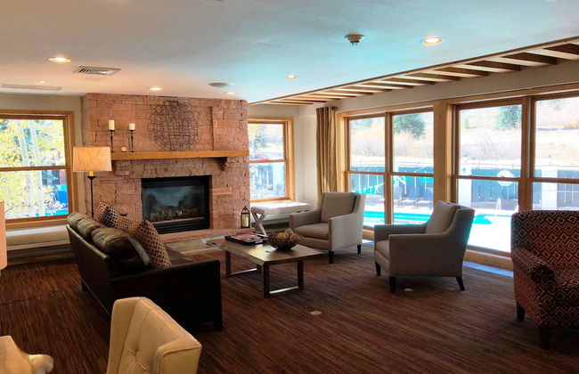 Vail Racquet Club Mountain Resort - Photo 4