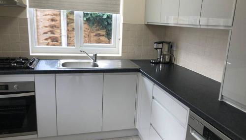 Charming just renovated 2 bed cottage in the centre of village - Foto 5