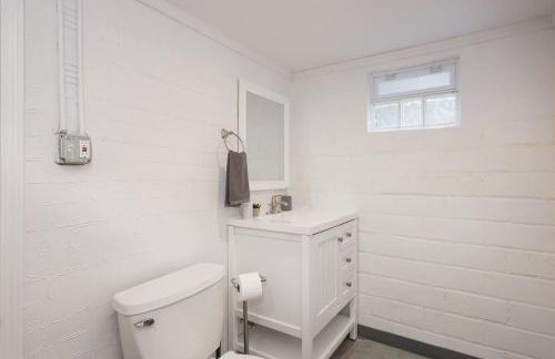 Family Friendly 4 BR Home Close To Downtown CLE! - Foto 53