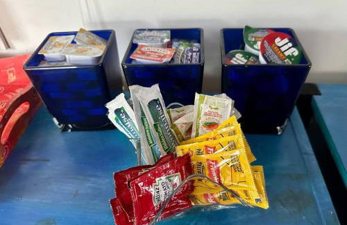 Unique Artsy 2 Bdrm Apt 1.5 mi from Downtown - Foto 23