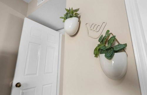 *OCEAN FRONT* Pier-adise 2Bed/2Bath, Sleeps 8 - Photo 41