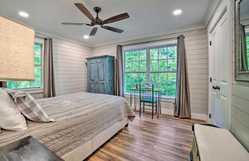 Crystal River Cabin with Scenic View and Fire Pit - Foto 10