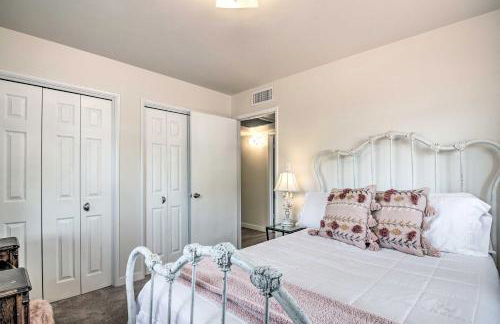 Lake Powell Views Mid-Century Home in Page - Foto 26