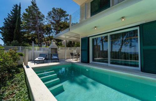 Villa Nina - Photo 1