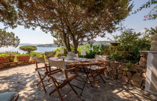 PORTO ROTONDO SPLENDIDO APPARTAMENTO CON GIARDINO VISTA MARE - Foto 35