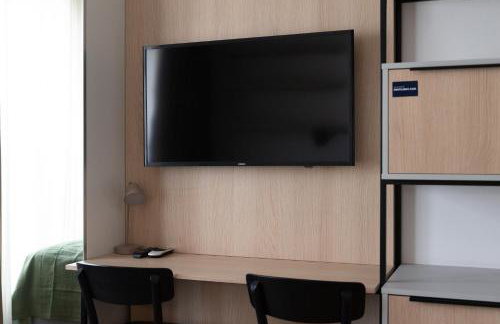 Praga Studio with Air-Con - 140m Metro, near PGE Narodowy Stadium - by Rentujemy - Foto 21