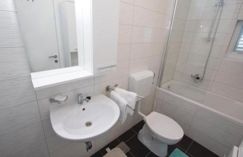 Two-Bedroom Apartment In Verunic - Foto 27