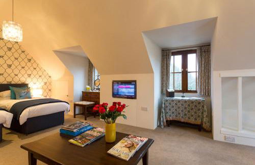 Studio in the Field - Photo 9