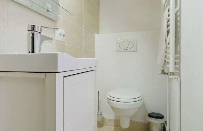 Mira Central Residence - Photo 47