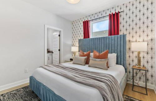 Upscale Townhome 3 miles to Downtown with 2 Car Garage - Foto 37