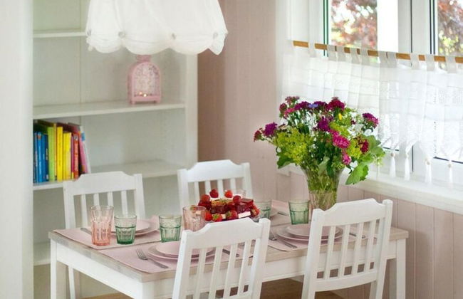 Large Holiday House With Terrace, Bobolin - Foto 13