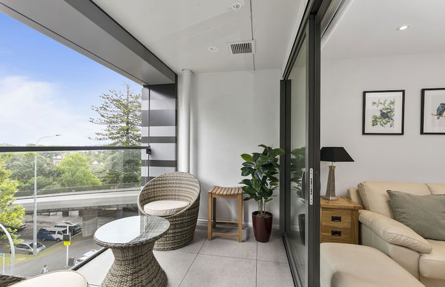 Chic 2BR Pool & Gym - Steps to Ponsonby - Foto 11