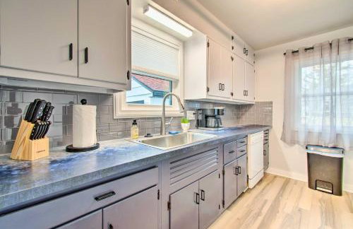 Pet-Friendly Uptown Normal Home Steps to ISU - Foto 2