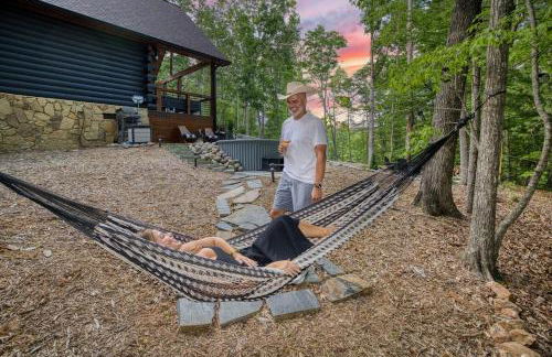 Cozy Chic Retreat Hot Tub, King Beds, Fire Pit - Foto 41