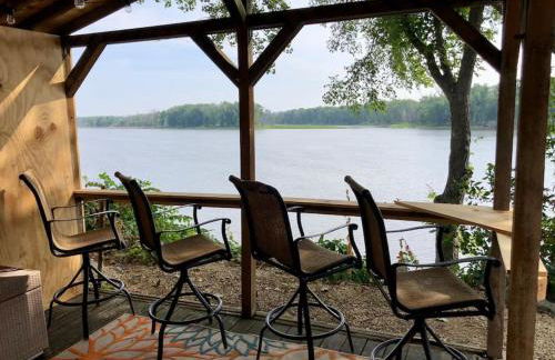 Custom Waterfront Lodge, 4 bed, 4 Bath, Sleeps 12! - Foto 45