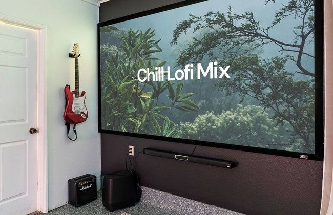 20 Acre Panoramic View Estate Hot Tub, Pickleball & Game Room - Photo 34