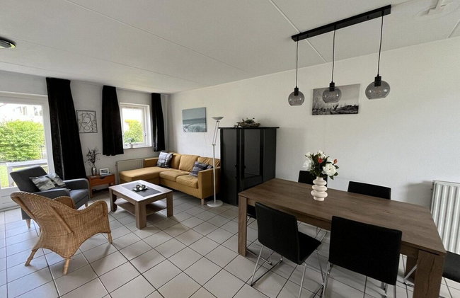 Cosy Bungalow Near the Beach - Photo 21