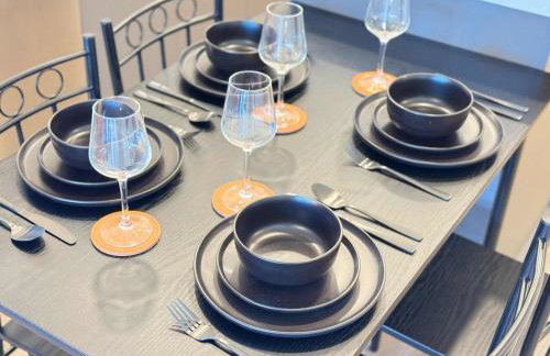 Modern Oasis 10 Min from Disneyland With Pool & GYM - Foto 7