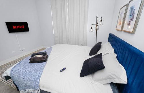 Spacious 3BR Family Oasis Sleeps 8 with Free Parking Near Medical District, Douglas Park and University of Illinois Chicago - Foto 5