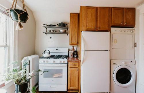 Retro Gem Box Victorian Steps from Irvine Park - Foto 31