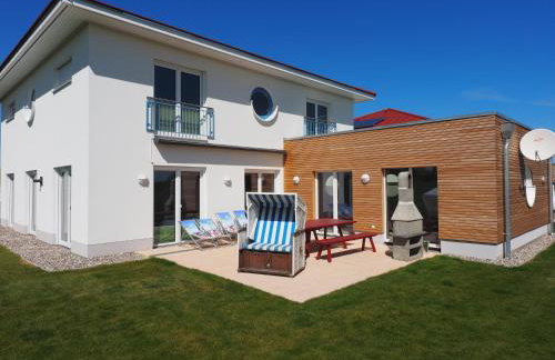 Villa Meermaid mit Schwimmbad - Photo 1