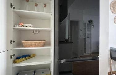 Lux Hill Skyline - Free Private PARKING - Foto 13