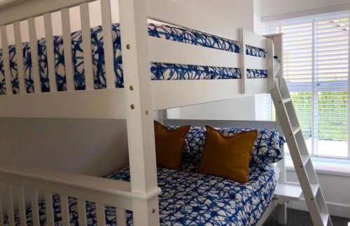 Rhondda Valleys with Breathtaking Riverside Views - Foto 10