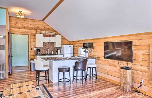 Less Than 1 Mi to Dtwn Suttons Bay! Studio with Shared Beach - Foto 7