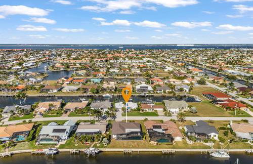 Charm and Old Florida Vibe , Heated Pool & Spa - Villa Parisian Paradise - Roelens - Photo 50