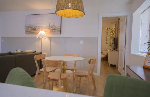 Bohemian ChiC SpaCation-Private HotTub-Close to Downtown-No Pet Fee! - Foto 19