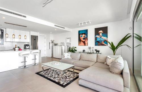 Blue Lady by the Sea - Photo 7