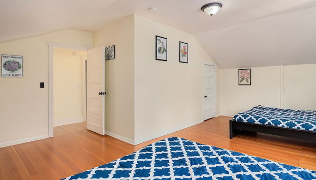 Seattle Vacation Home: Montlake 7 Bedroom - Foto 2, Habitación