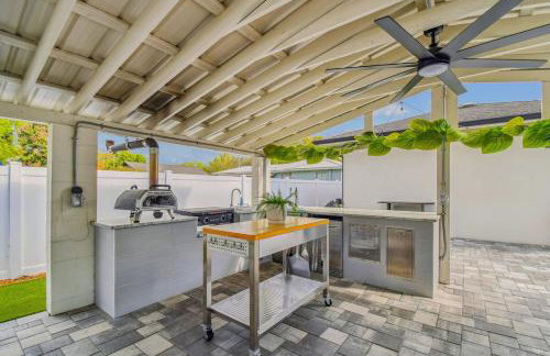 Tampa Group Retreat l Pool l Hot Tub l Outdoor Fun! - Foto 56