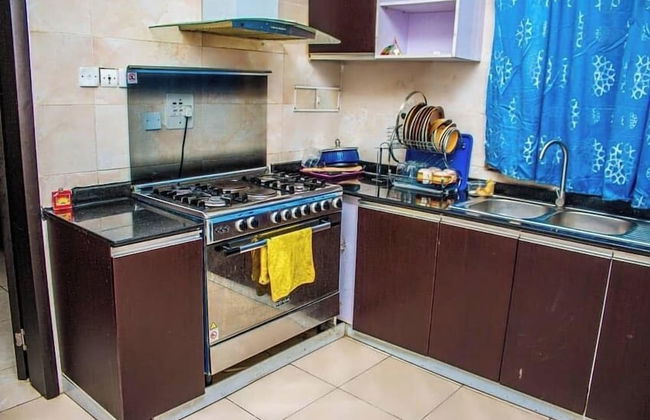 Readyhomes Shortlets and Apartments - Foto 12