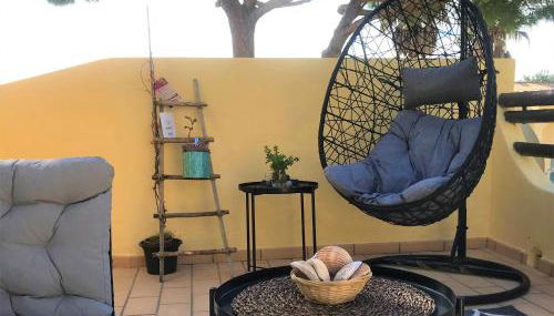 Ela's Terrace - Photo 2