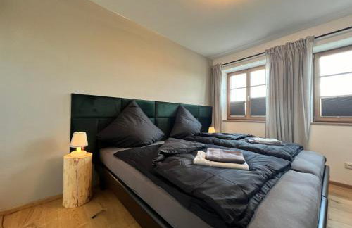 Stay Nice Apartments Dorfen Nähe München Jacuzzi Grillkota 75 Zoll TV - Foto 66