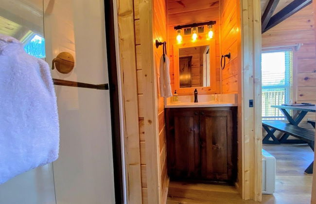 B1 NEW Awesome Tiny Home With A C Mountain Views Minutes to Skiing Hiking Attractions - Foto 11