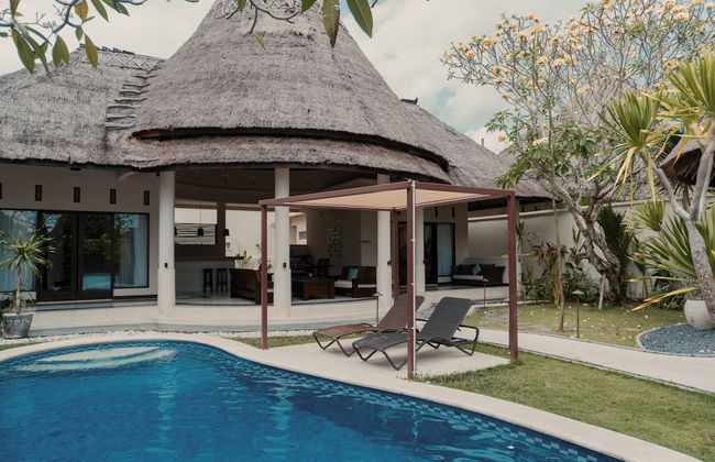 Aruni Bali Jimbaran Boutique Villa - Foto 19