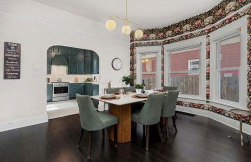 The Wild Peony Walk to Old Town FC and CSU Campus - Foto 8