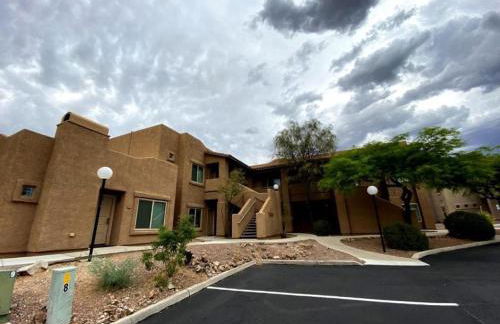 Enjoy the Oro Valley in this 1BD condo with resort amenities - Foto 10