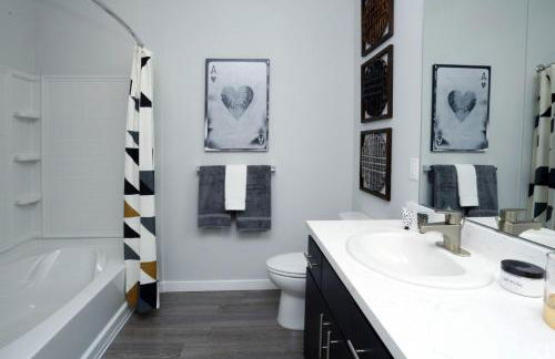 Luxury Condos at Anton Menlo w Pool & Amenities - Photo 9