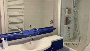 Tres beau 2 p vue mer terrasse - Foto 3