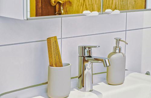 Modern & gepflegt, Süd-Terrasse, Parkplatz, Nähe DUS - Photo 33