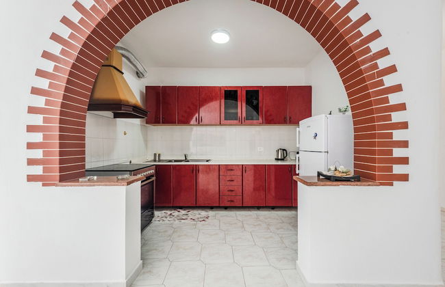 The Promenade Seaview - Photo 15