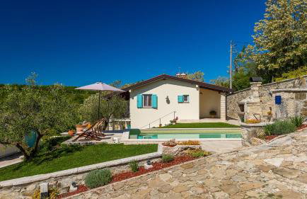 Beautiful Villa Cartolina with pool in Buje - Foto 12