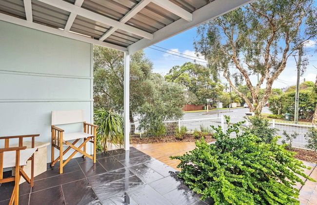 Palm Beach Cottage Walk to Beach - Photo 15