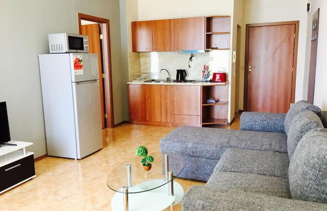 Aheloy Palace Apartments - Photo 37