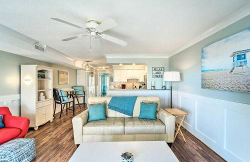 Bright Carolina Beach Condo - Walk to Shore! - Foto 6