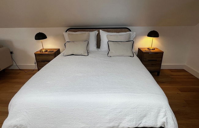 Cozy Studio Attic Retreat in Bettws Newydd - Foto 2