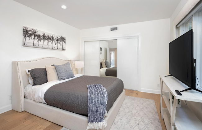 Stradella Spanish - Contemporary Mediterranean Estate w/ Resort-style Yard - Photo 4